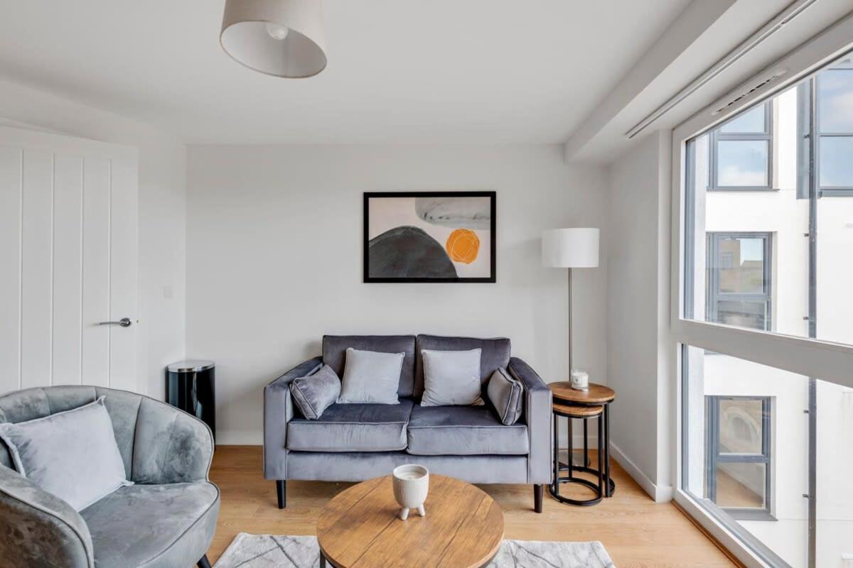 Spacious 1 Bedroom Apartment In A Converted Mill 리즈 외부 사진